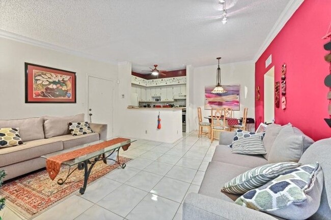 Building Photo - 15500 Lakes of Delray Blvd
