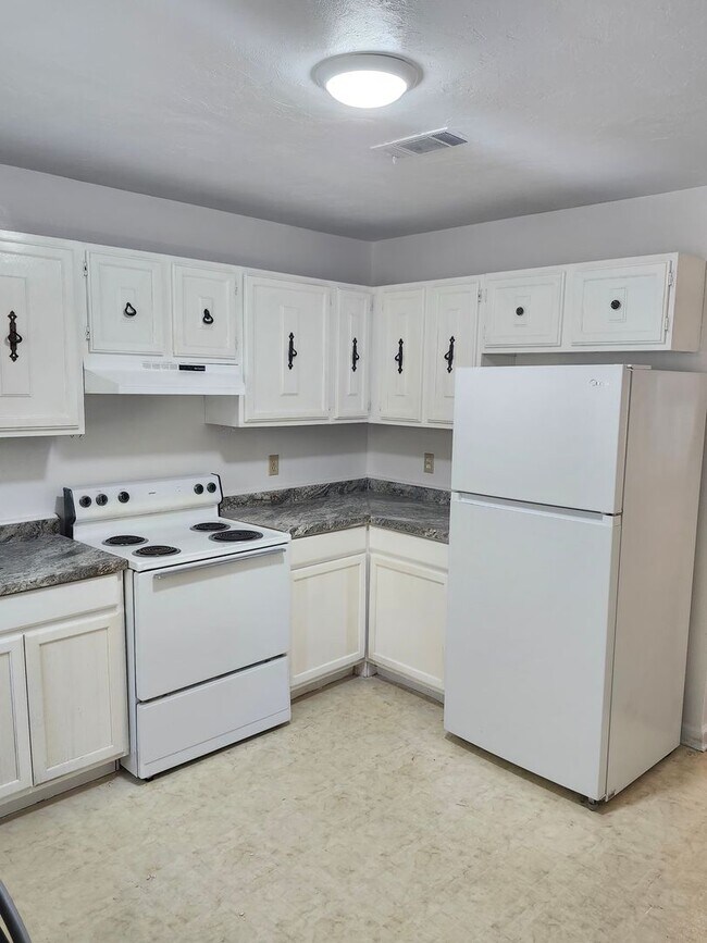 Foto del edificio - 1872 Darryl Dr