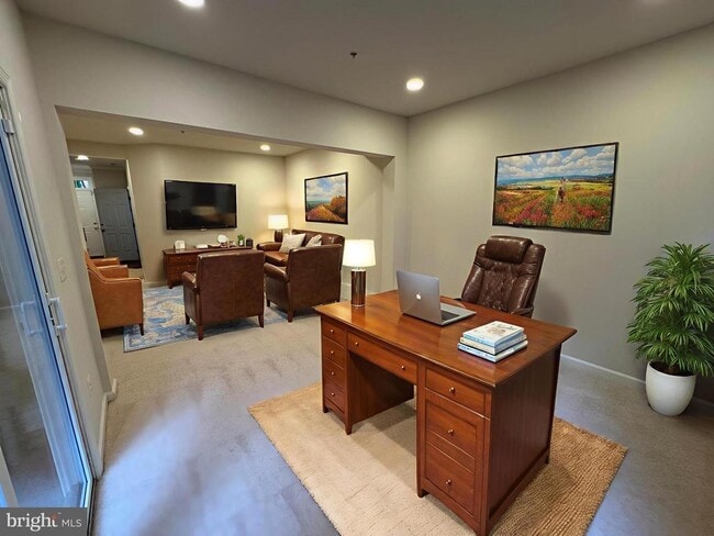 Foto del edificio - 5025 Murtha St