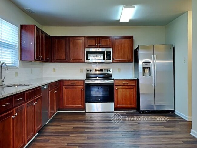 Foto del edificio - 938 Littleton Dr
