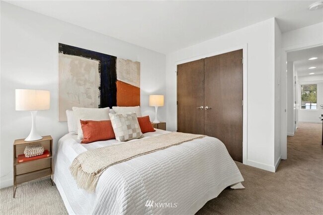 Foto del edificio - 14013 Greenwood Ave N