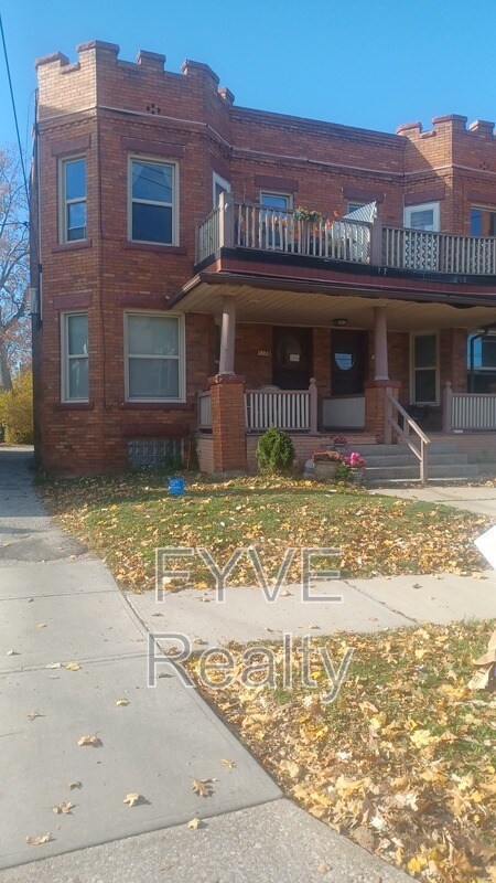 Foto del edificio - 1176 Warren Rd