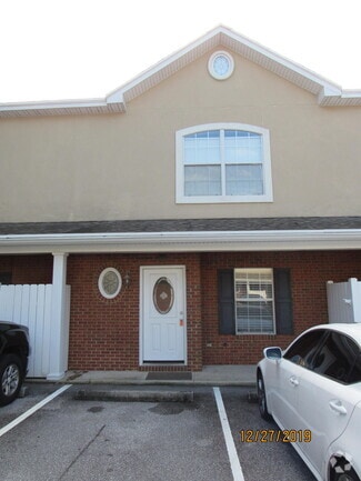 Building Photo - 544 Maple Ave