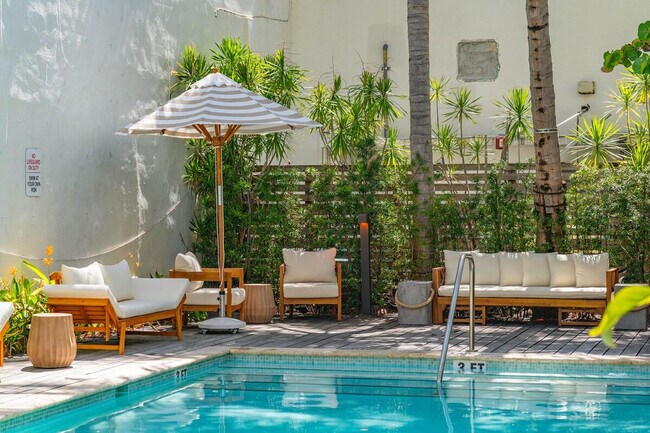 Foto del edificio - 1700 Alton Rd