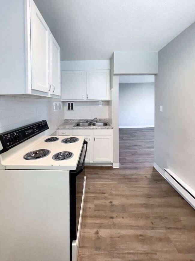 Building Photo - 1924 W Jackson St