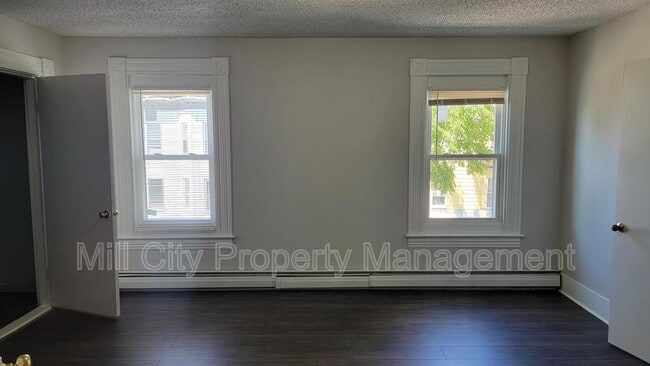 Foto del edificio - 343 Auburn St