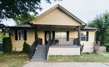 Building Photo - 123 Centennial Dr