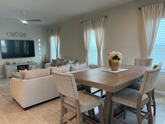 Living Room, Dinning room - 1896 Basenji Dr