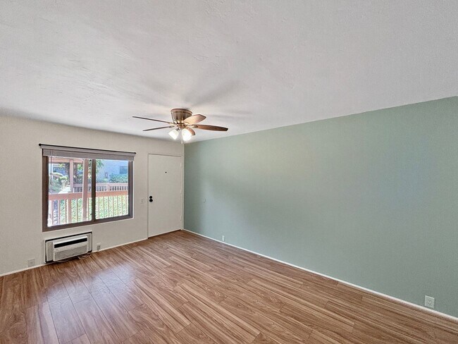 Building Photo - Newly Remodeled 1BD/BA Condo In Mission Va...