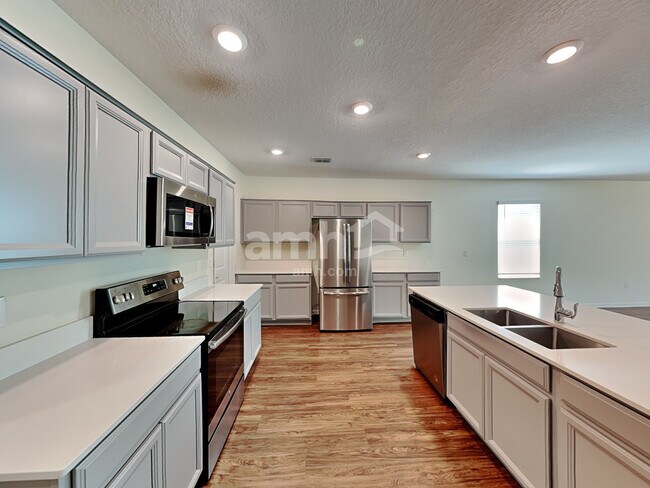 Building Photo - 4365 Seven Canyons Dr