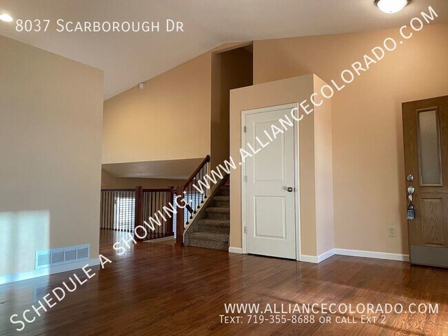 Foto del edificio - 8037 Scarborough Dr