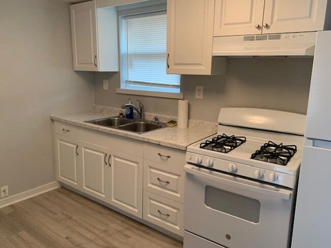 Photo - Newly Remodeled, 1 Bedroom 1 Bathroom Home...