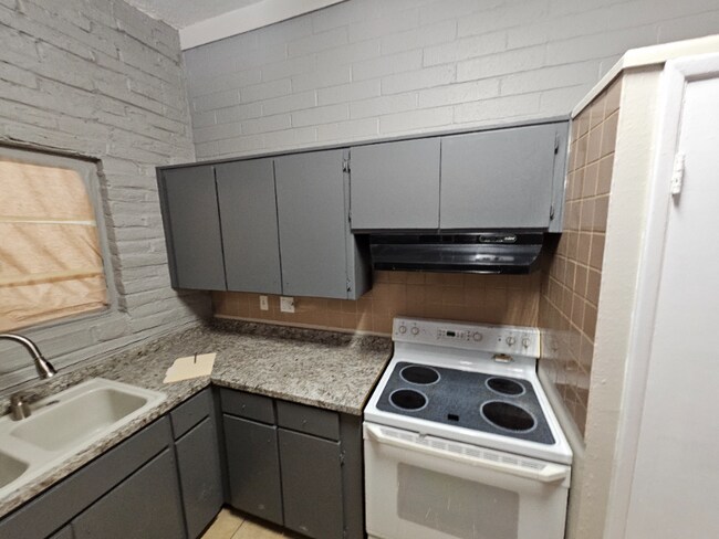 Photo - 1745 E Broadway Rd (Mesa, AZ) Apartment