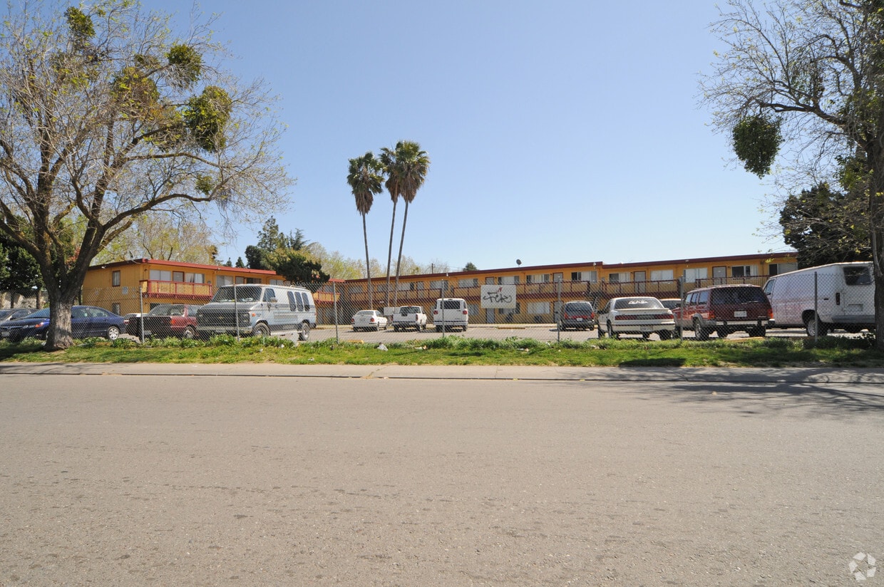 The Gateway Apartments Stockton, CA
