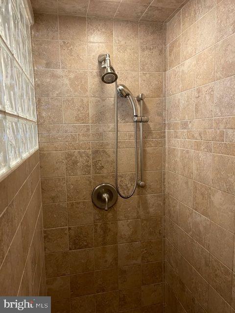Building Photo - 13 Whitechurch Ct