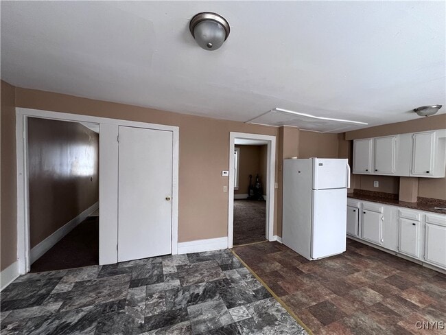 Building Photo - 89-93-93 E 5th St