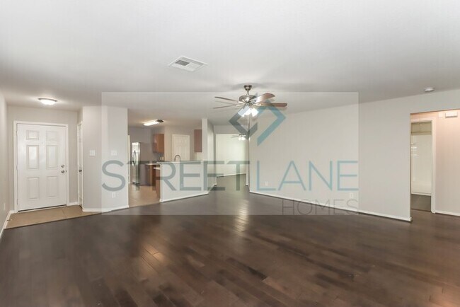 Foto del edificio - REDUCED!