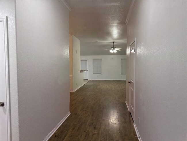 Foto del edificio - 958 Oak Glen Dr