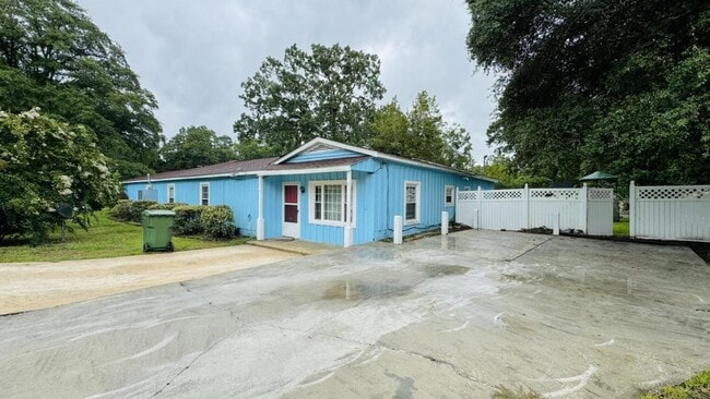 Building Photo - 1410 W Avondale Dr