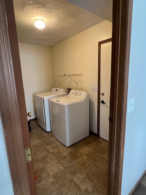 laundry room entry from the garage - 7403 Mapleleaf Blvd