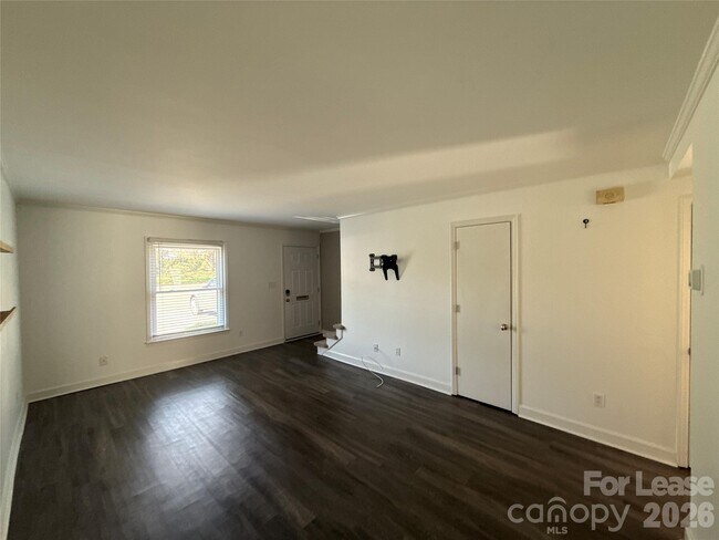 Foto del edificio - 3726 Park Rd