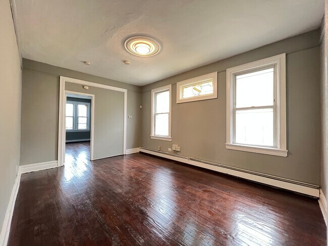 Unit 3 - 109 Randolph Ave