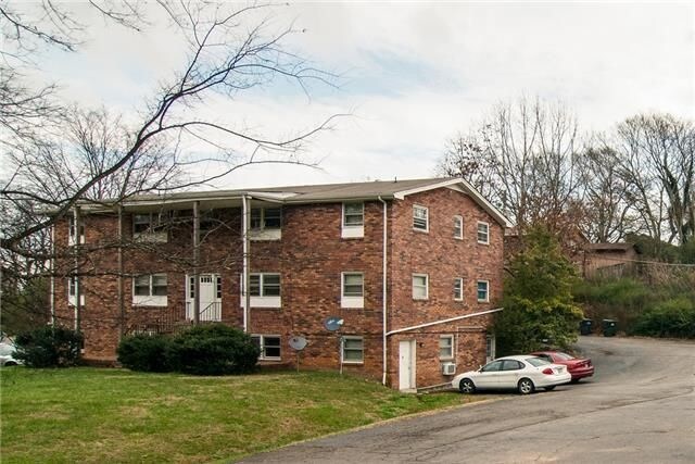 Primary Photo - 115 Reeves St