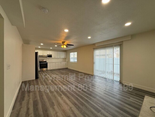 Foto del edificio - 3178 S 945 E