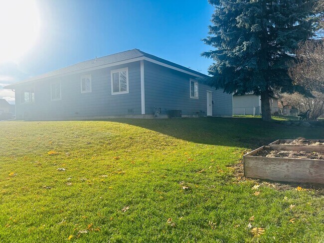 Foto del edificio - New remodeled Kalispell Home