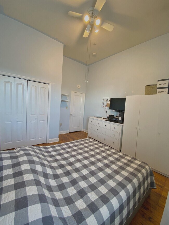 149 Grant Ave, Jersey City, NJ 07305 Room for Rent in Jersey City, NJ