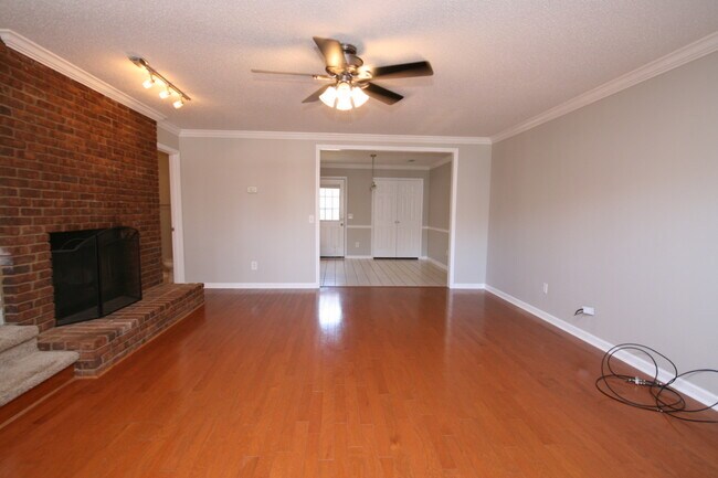 Building Photo - 130 Michli Rd
