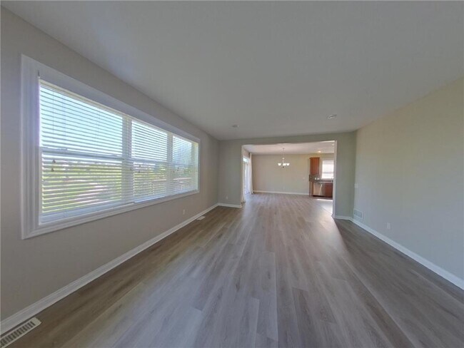 Foto del edificio - 3947 Valencia Ln