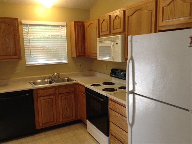 Building Photo - 33 Mallard Drive