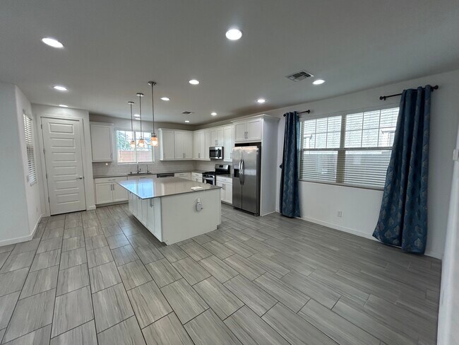 Foto del edificio - 4056 S Portland Ave