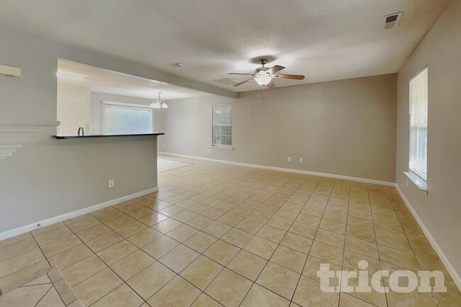 Building Photo - 4812 Silverdene St