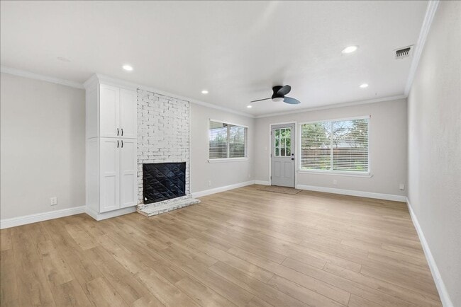 Foto del edificio - 1156 Hampton Rd