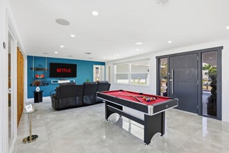 Building Photo - 4644 Bay Crest Dr