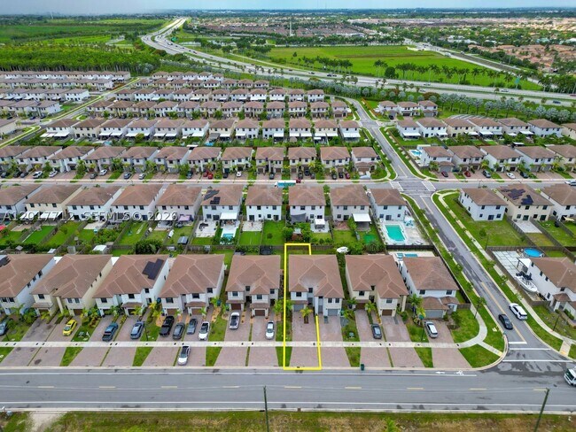 Foto del edificio - 25036 SW 107th Ave
