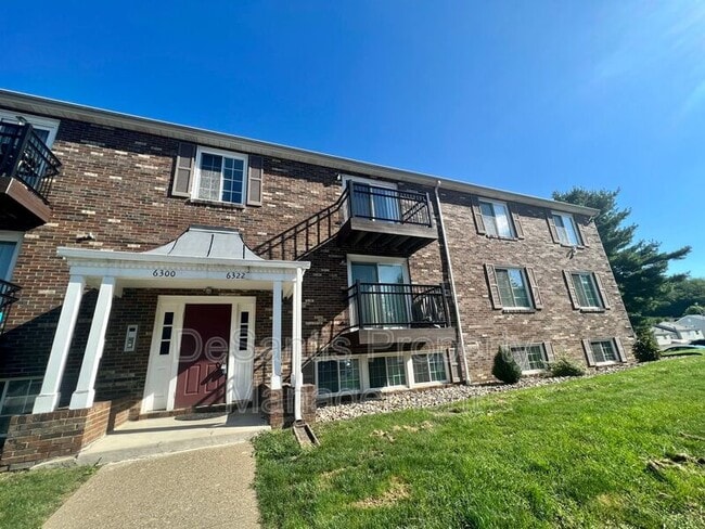 Building Photo - 6322 Patrick Henry Dr