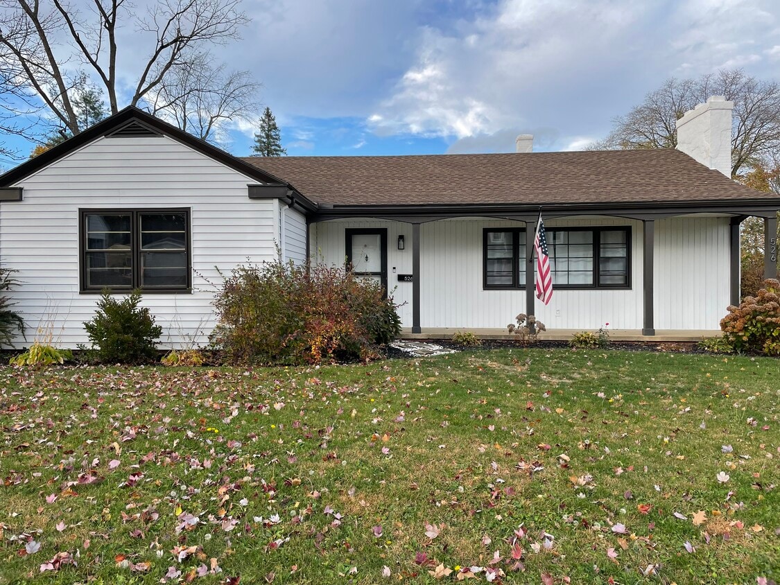 Primary Photo - 526 Bank St