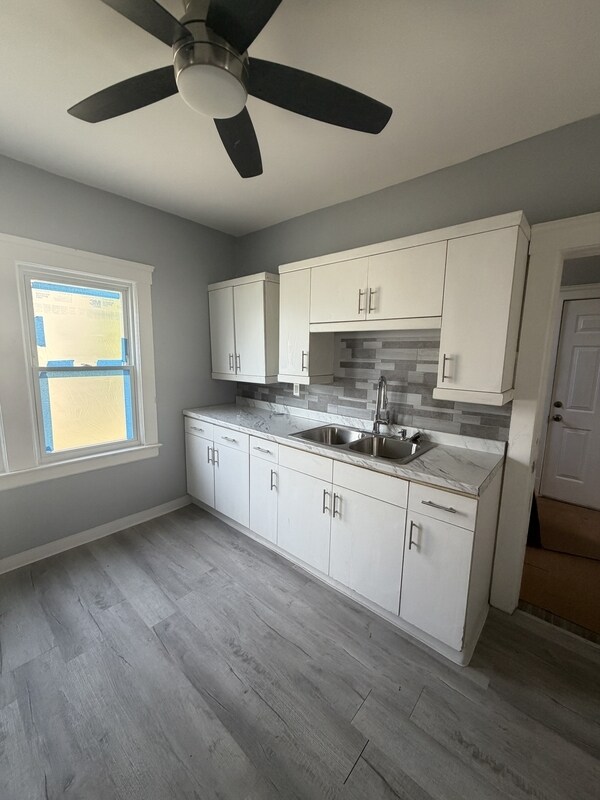 Foto del edificio - 701 E 157th St