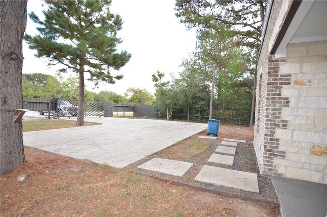 Foto del edificio - 43699 Old Houston Hwy