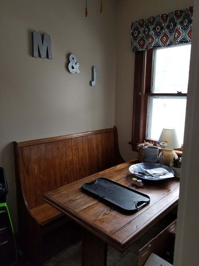 Foto del edificio - 2957 E Derbyshire Rd