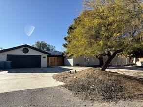 Building Photo - 3255 El Camino Rd