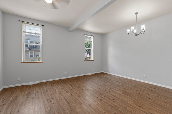 Building Photo - 1740 N Arlington Pl