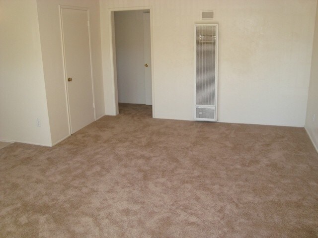 Foto del edificio - Three Bedroom Apartment in La Mesa!