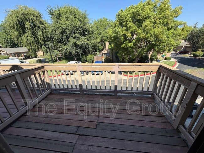 Building Photo - 4805 W Iris Ave