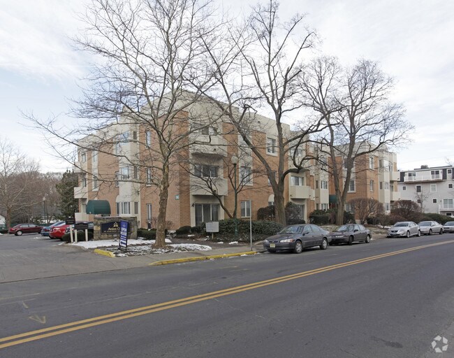 Avalon Glen Apartments Stamford Ct Primary Photo Avalon Glen