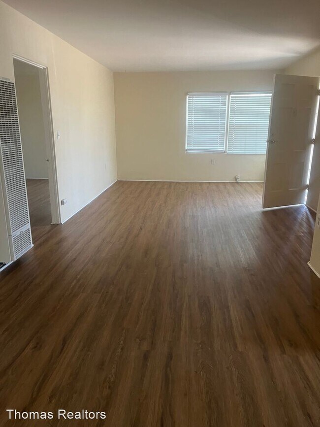 Foto del edificio - 2 br, 1 bath House - 8854 Jefferson Avenue