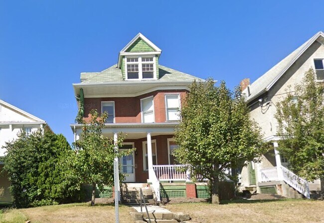 207, 2.º piso, calle Greene - 207 Greene St